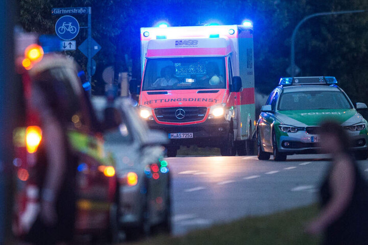 Die 80-Jährige erlag ihren Verletzungen wenig später in einem Krankenhaus. (Symbolbild)