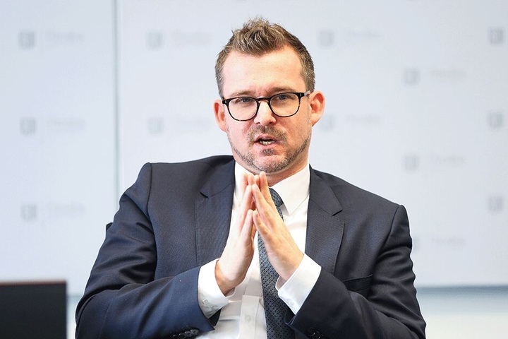 Baubürgermeister Raoul Schmidt-Lamontain (42, Grüne) sorgt bei der FDP für Ärger.