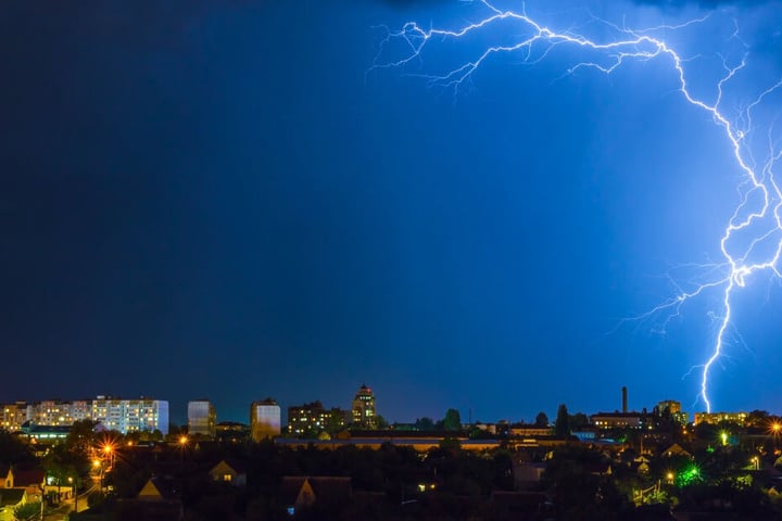 Am Wochenende werden vielerorts Gewitter erwartet.