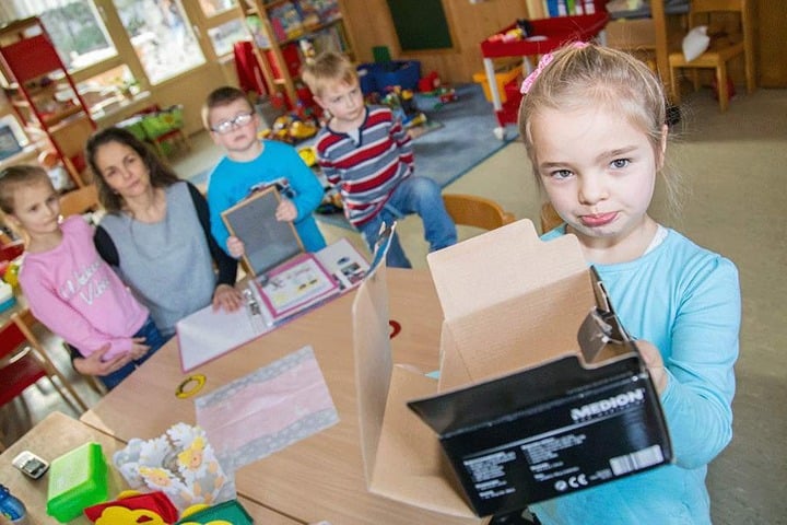 Traurige Augen bei den Kindern: Wer hat unsere Fotos geklaut?