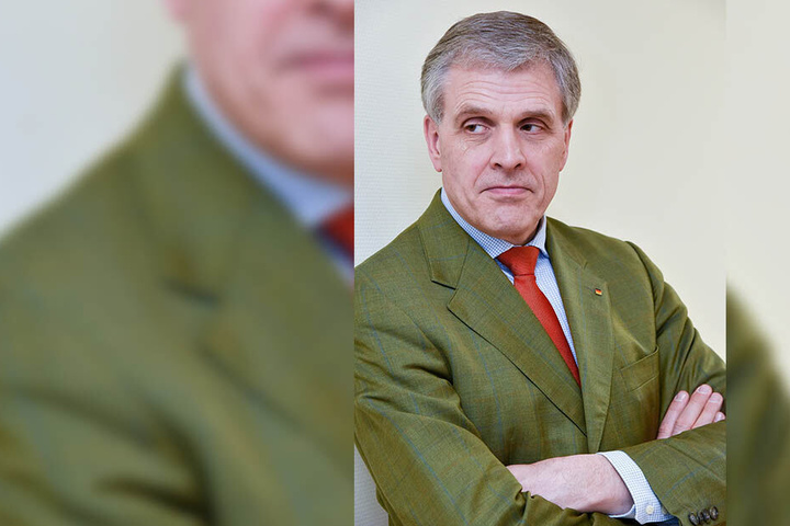 Landtagsabgeordneter Peter Patt (55, CDU) warnt vor dem Löcher-Slalom.