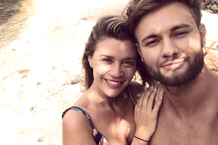 Nadine Klein und Daniel Lott im Urlaub.