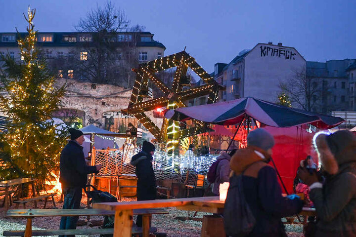 Der Weihnachtsmarkt auf dem RAW-Gelände.