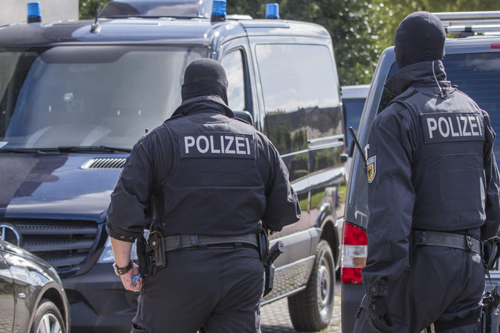 Bereits am Donnerstag hatten die Behörden die Räume durchsuchen lassen. (Symbolbild)