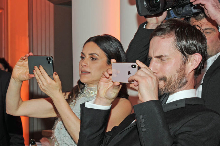 Schauspieler Clemens Schick und Viktoria Lauterbach.