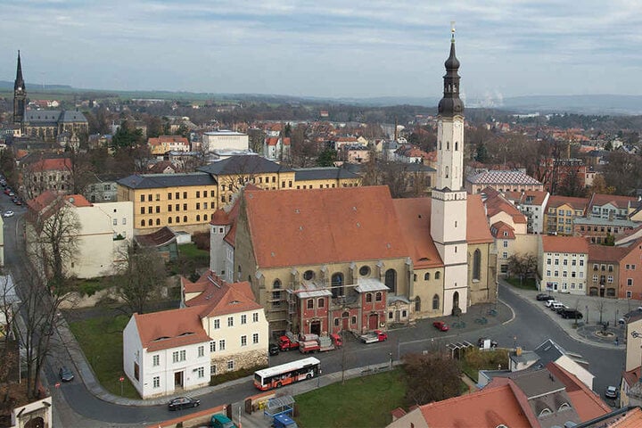 Zittau ist mehr als 760 Jahre alt. Das städtische Museum ist vor allem für die berühmten Fastentücher (von 1472) bekannt, wird nun aber vielleicht auch um eine 500 Jahre alte Tonfigur reicher.