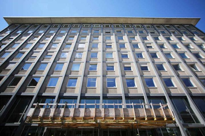 Die Fassade des Landgerichts Koblenz.