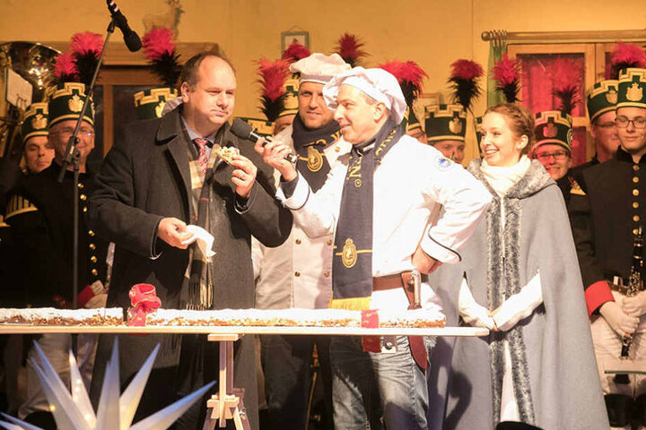 Als Oberbürgermeister durfte er auch den Striezelmarkt eröffnen.