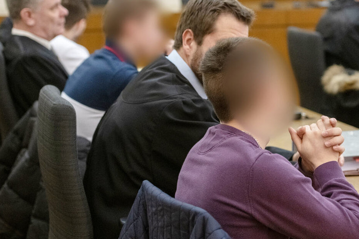 Vor dem Gericht in Passau hatten sich mehrere Personen verantworten müssen. (Archivbild)