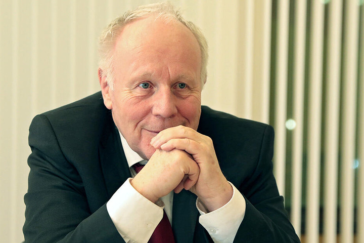 Viel im Ausland unterwegs: Georg Milbradt (74, CDU).