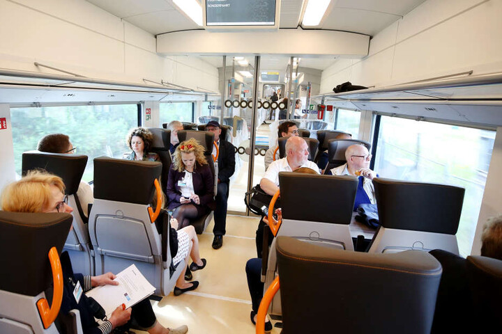 Testfahrt: Innen verspricht Hersteller Siemens mehr Komfort.
