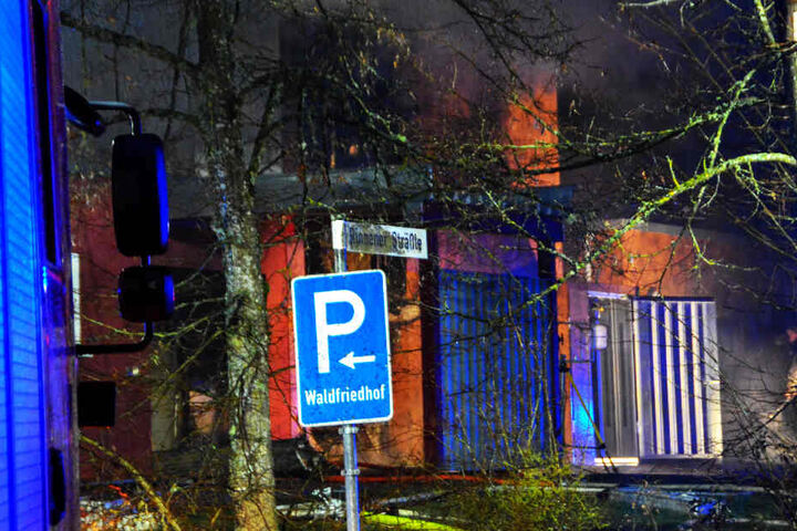 Das Krematorium an einem Friedhof in Schwäbisch Hall fing Feuer, es entstand ein Sachschaden von rund 1,5 Millionen Euro.