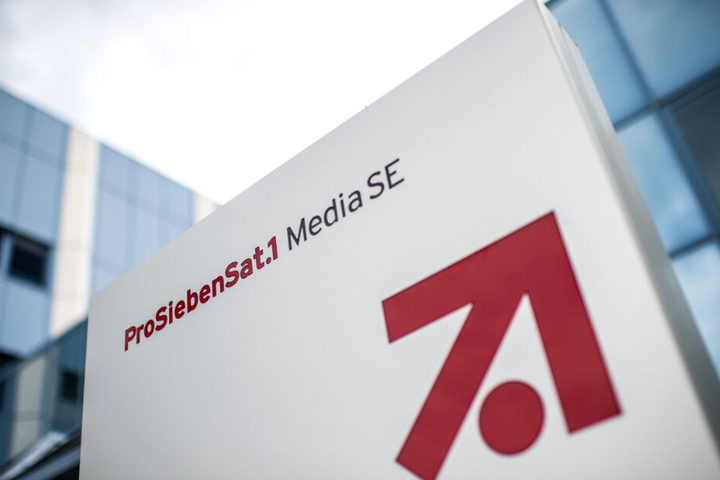 Zum ersten Mal in der Geschichte des TV-Senders wird ProSieben ein Fußball-Länderspiel übertragen.