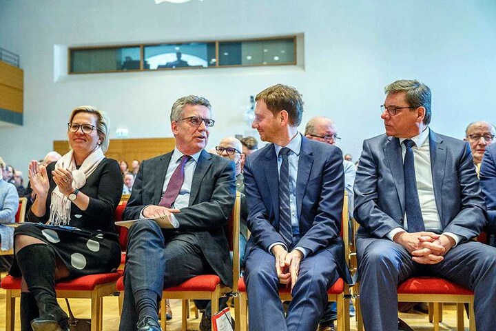 Thomas de Maizière könnte jetzt sächsischer Ministerpräsident sein - doch er wollte nicht, ließ Michael Kretschmer (42, CDU) den Vortritt.