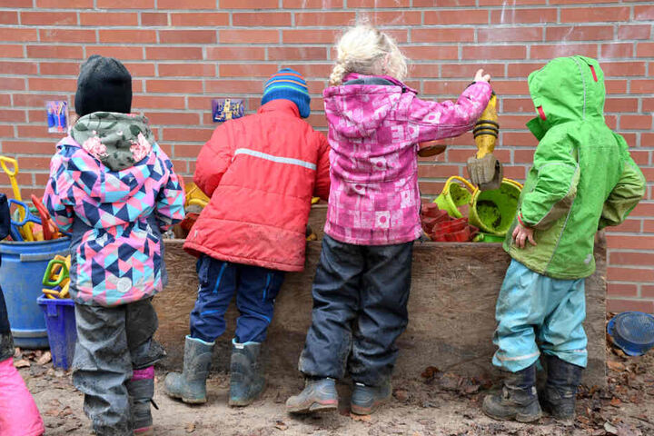 In NRW könnte es bald eine Masern-Impfpflicht für Kinder geben (Symbolbild).
