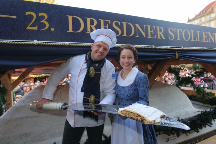 In diesem Jahr fiel der Riesenstollen mit 2872 Kilogramm kleiner aus als 2015.