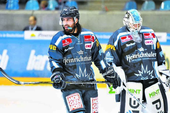 Verteidiger Shawn Boutin (l.) und Keeper Marco Eisenhut hatten am Sonntag einen gebrauchten Tag erwischt.