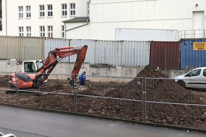 In dieser Baustelle wurde die Bombe gefunden.