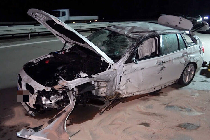 Insgesamt waren sieben Fahrzeuge in den schweren Unfall verwickelt.