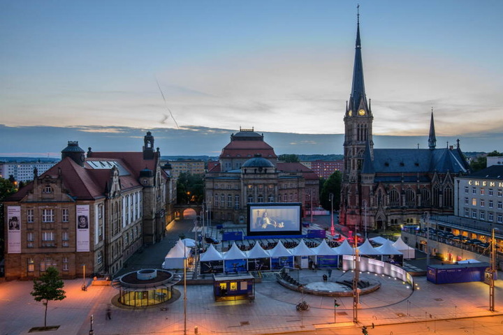 Die Filmnächte auf dem Theaterplatz.
