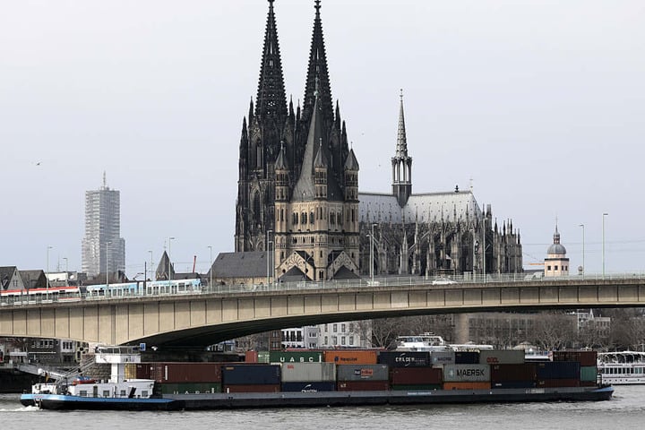 Der Bachelor könnte sich ein Leben in Köln vorstellen.