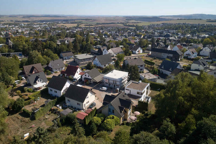 Idyllisch: Aus der Vogelperspektive ist nicht zu erahnen, was unter der Erde lauert.