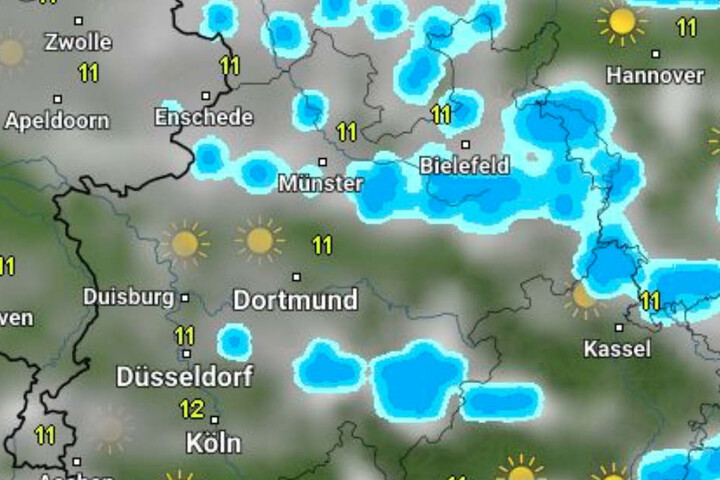 Über OWL ziehen Regenwolken auf.