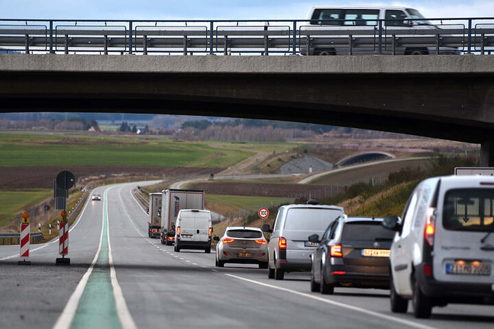 Wie hier bei Oderwitz soll die neue B178 auch zur Autobahn hin dreispurig ausgebaut werden.