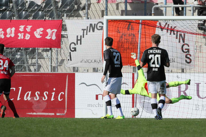 Der zwischenzeitliche Ausgleich der Großaspacher: Jüllich trifft in der 75. Minute zum 1:1.