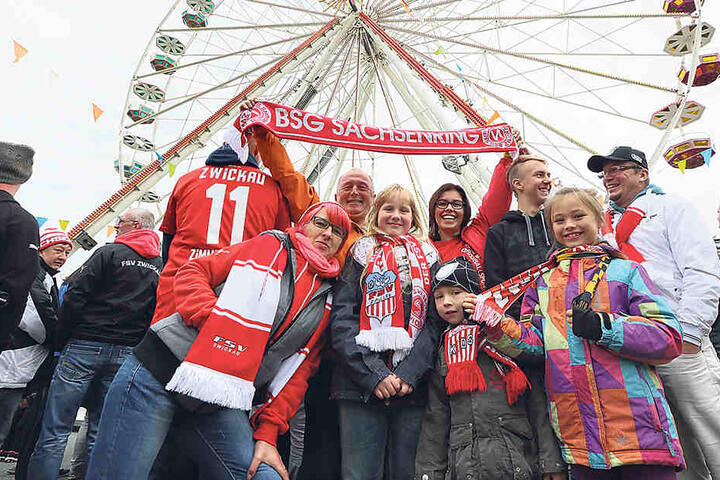 Wette gewonnen! Verein und Fans spenden jetzt 500 Euro für den guten Zweck.