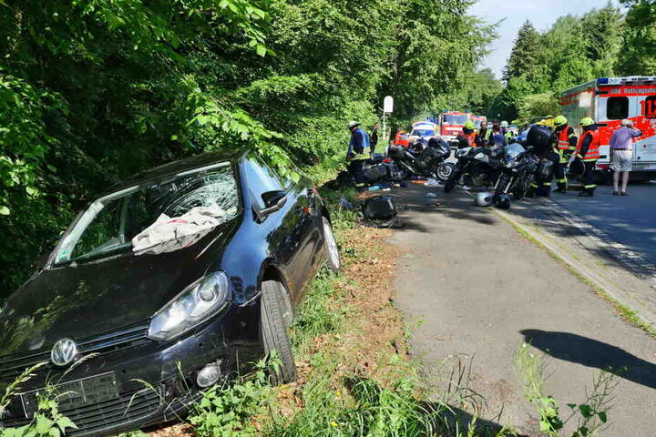 Das Auto der Frau wurde ebenfalls beschädigt.