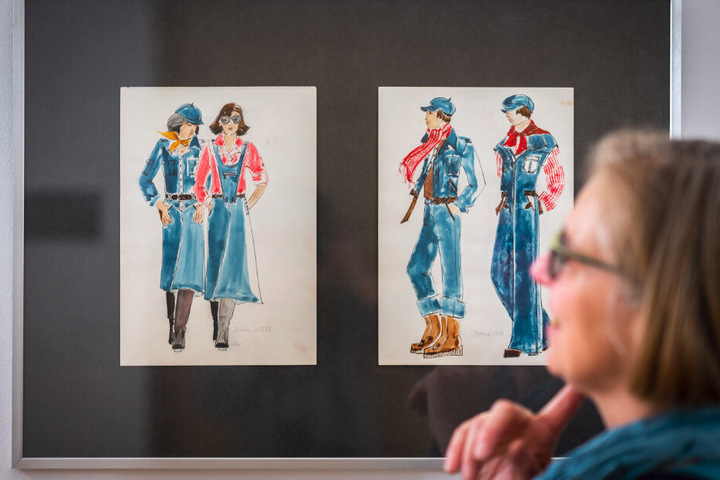 Alles begann mit DDR-Jeans: Zwei Grafiken, acht Fotocollagen und 40 Entwürfe von Christine Werzner werden an den Wänden des Landgerichts ausgestellt.