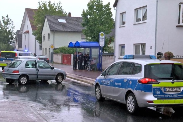 Die Täter flüchteten und bauten einen Unfall.