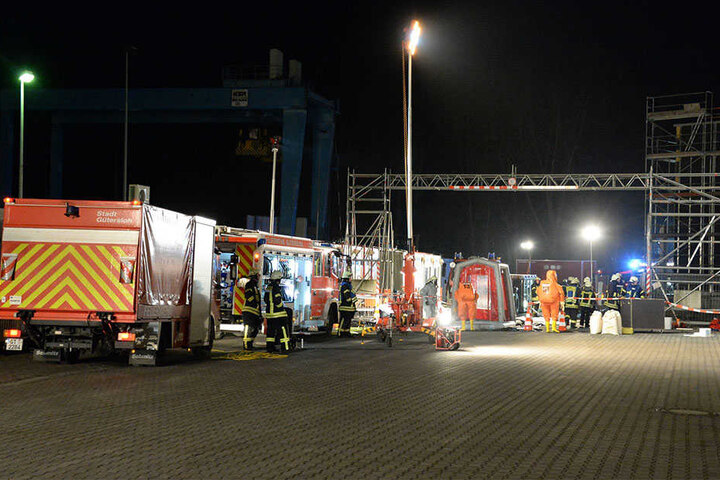 Rund 50 Feuerwehrmänner waren im Einsatz.