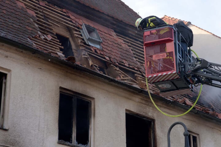 Die Feuerwehr konnte verhindern, dass die Flammen sich ausbreiteten.