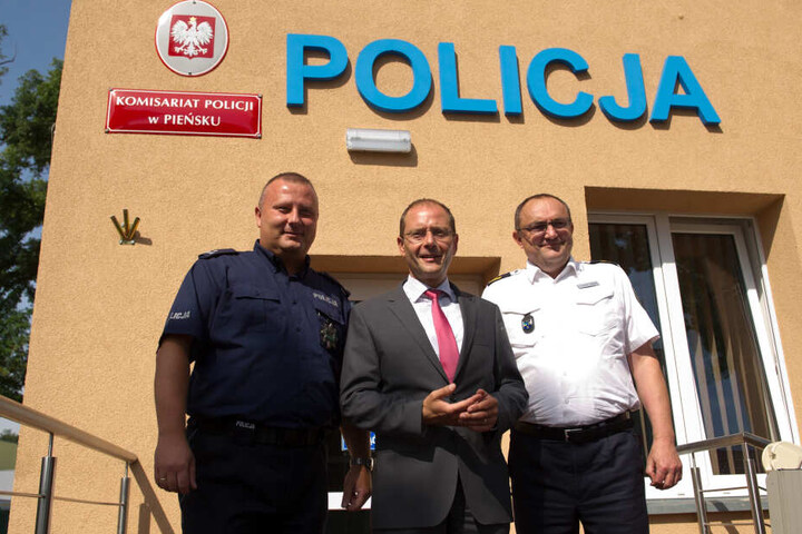 Grenzgänger: Der damalige Görlitzer Polizeipräsident Conny Stiehl (r.) mit seinem polnischen Amtskollegen Leszek Zagorski (l.) und Innenminister Markus Ulbig.