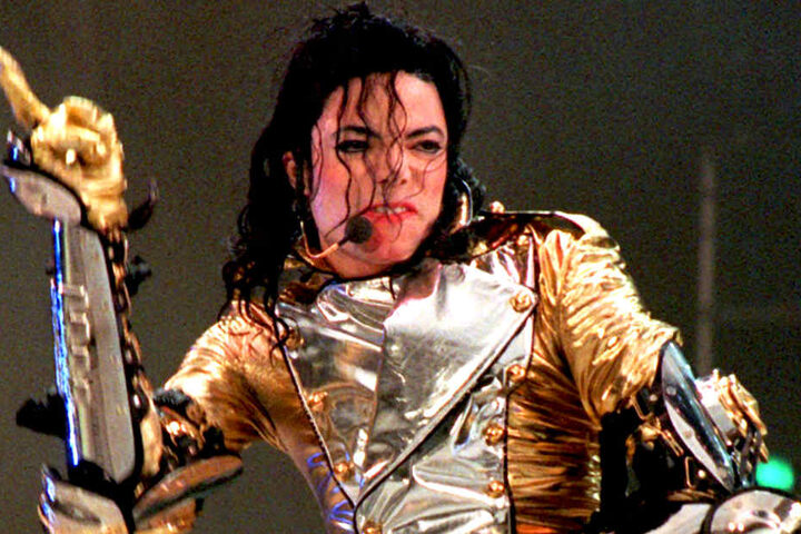 Mit seinen aktuellen Erfolgen bricht er sogar die Rekorde des King of Pop.