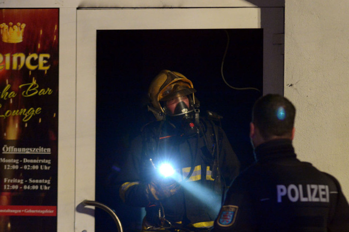 Die Polizei muss nun ermitteln wie es zu dem Brand kommen konnte.
