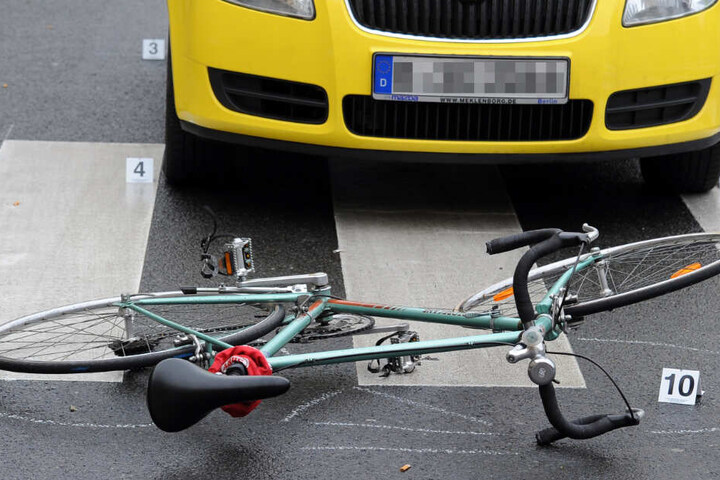Kurz nicht aufgepasst, schon können schwerwiegende Folgen entstehen - vor allem im Straßenverkehr. (Symbolbild)