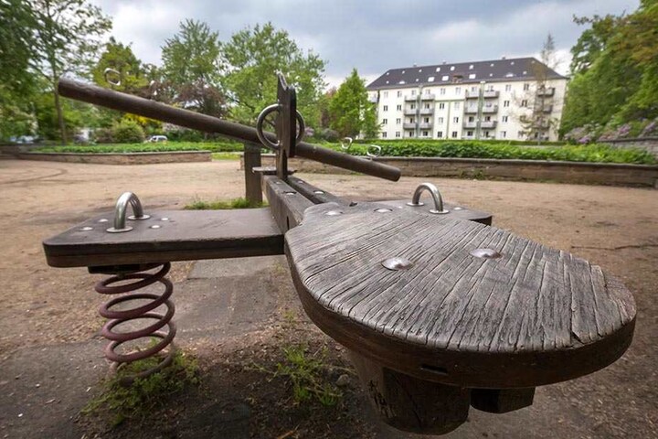 Der Spielplatz in Pölbitz hat dringend eine Sanierung notwendig.