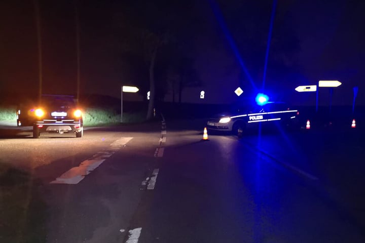 Polizei sperrte die Ortsverbindung bis in den späten Samstagabend ab.
