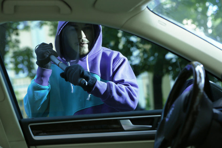 Die unbekannten Täter konnten flüchten. (Symbolbild)