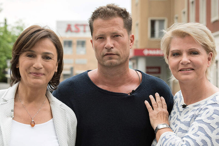 Schweiger (53) spielte von 1990 bis 1992 in der seit 30 Jahren laufenden Serie die Rolle des Jo Zenker, Spatzek seine Stiefmutter Gabi.
