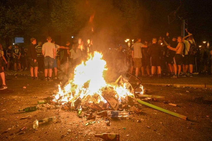 Magdeburg bejubelte den Aufstieg - dann folgten Ausschreitungen.