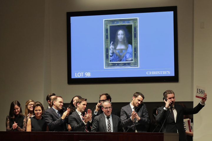 Kritiker zweifeln an der Echtheit des Gemäldes und bezeichnen es als die männliche Mona Lisa.