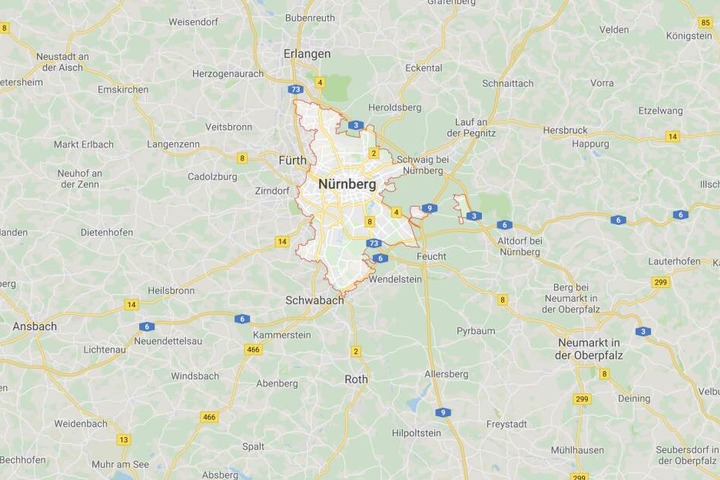 Ein verliebter Bauarbeiter hat in Nürnberg in Bayern für einen Polizeieinsatz gesorgt.