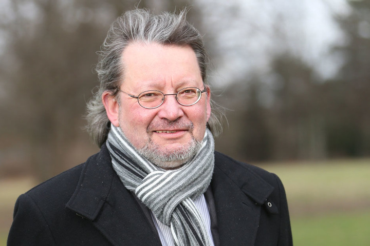 Seit Mitte 2016 ist Frithjof Pitzschel (54) Chef aller staatlichen Gärten im
Freistaat.