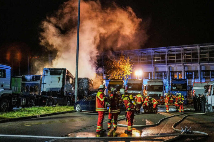 Einsatzkräfte vor Ort.