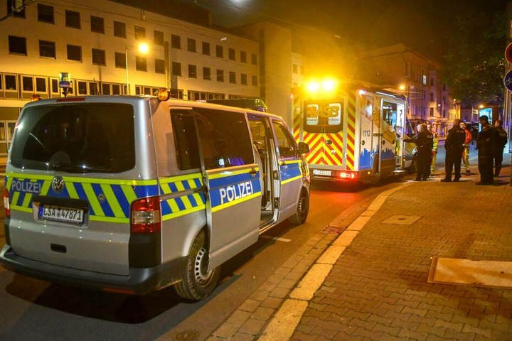 Auf offener Straße waren bis zu 15 Personen aufeinander losgegangen.
