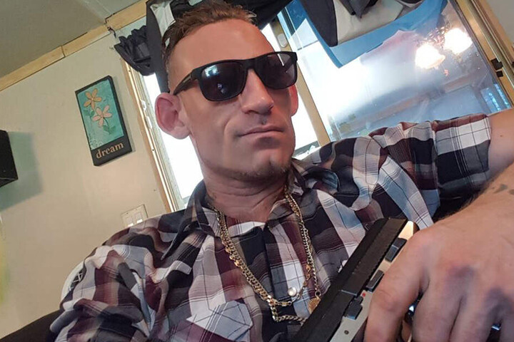 Ricky D. (34) scheint sich selbst für ziemlich cool zu halten.